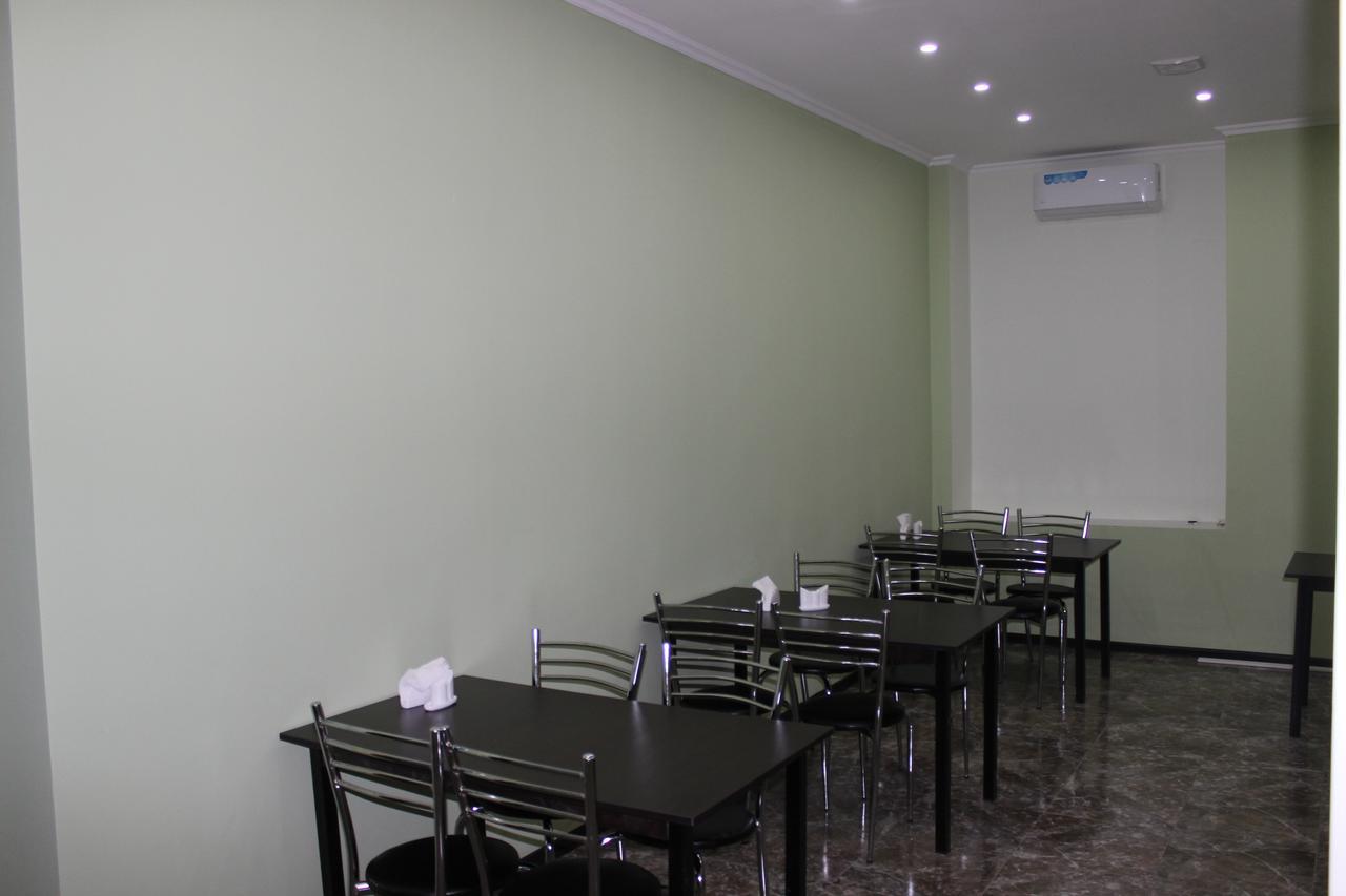 Getaway Hotel Тбилиси Экстерьер фото