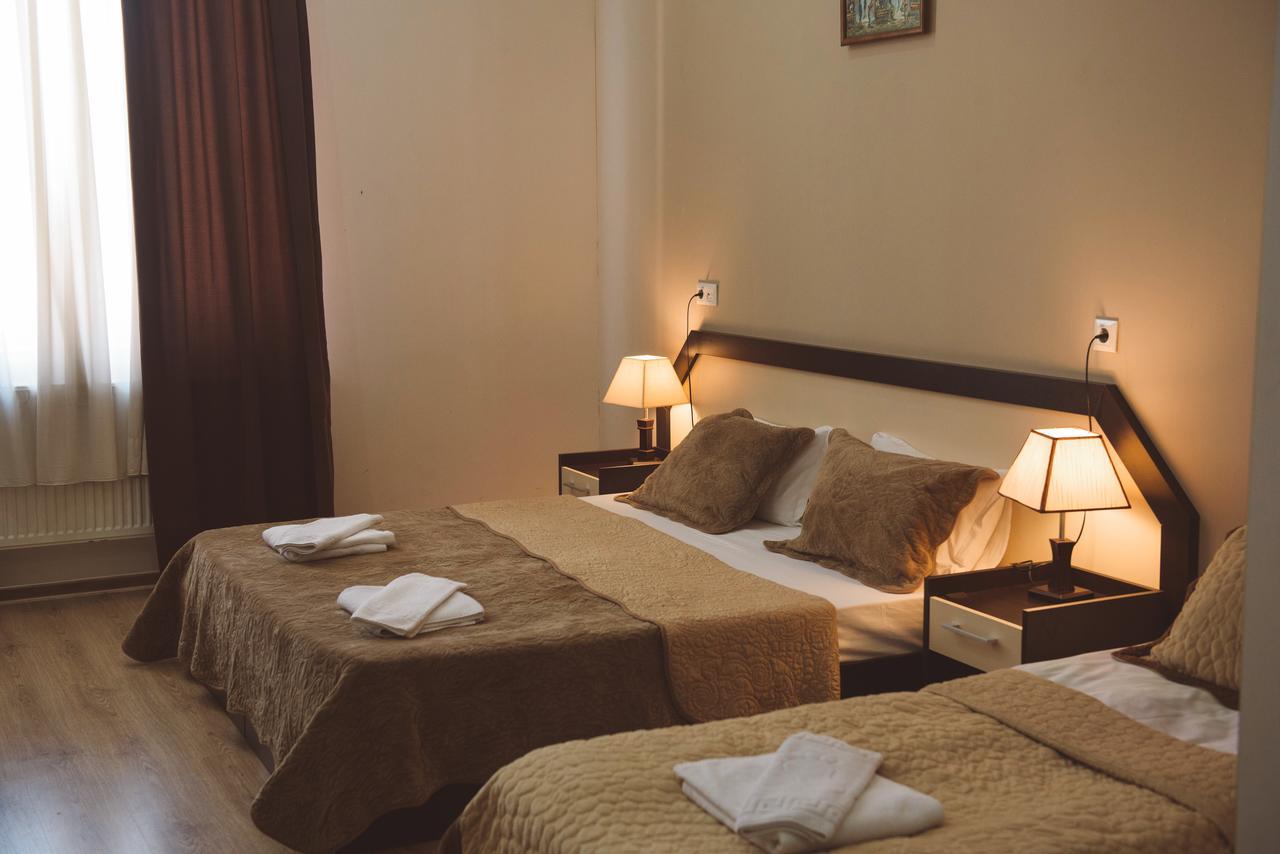 Getaway Hotel Тбилиси Экстерьер фото