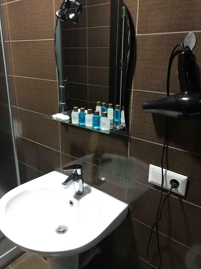 Getaway Hotel Тбилиси Экстерьер фото