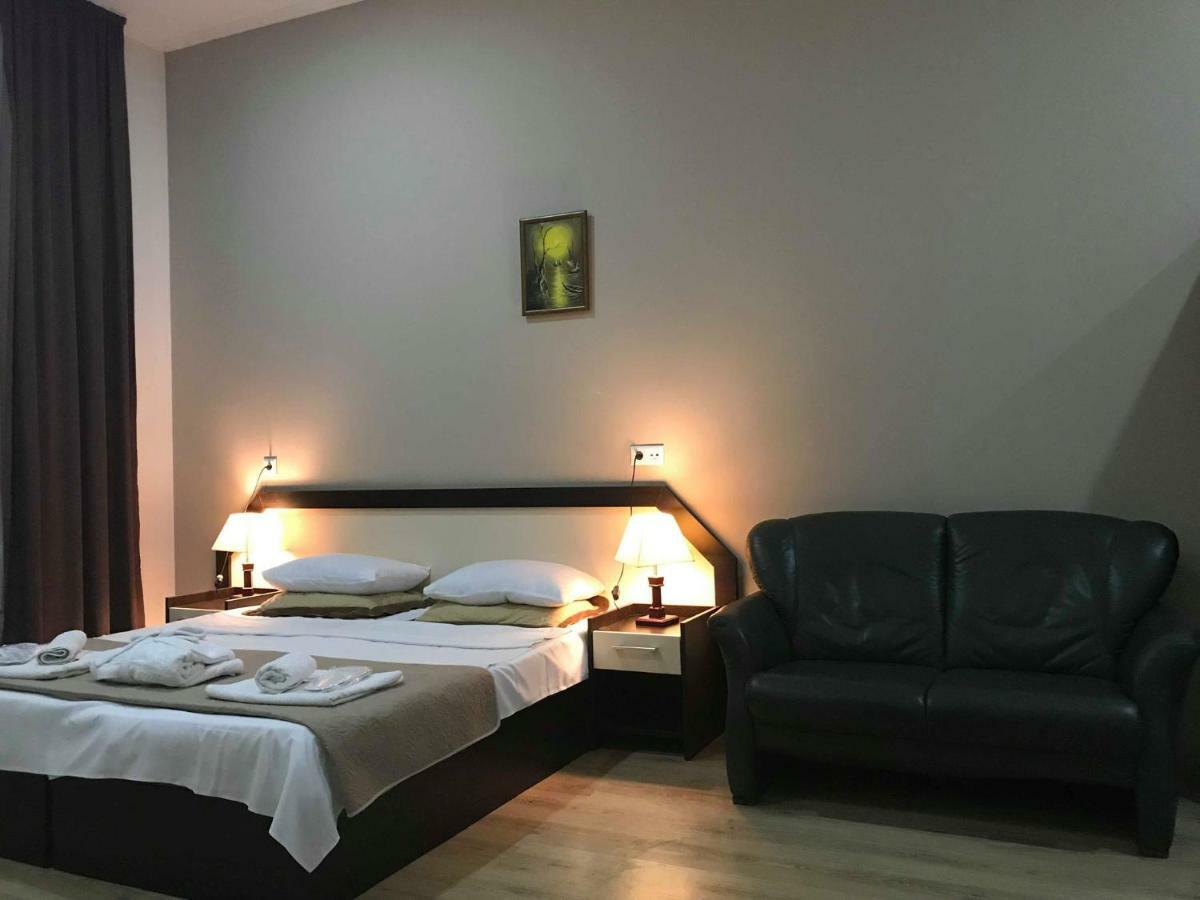 Getaway Hotel Тбилиси Экстерьер фото